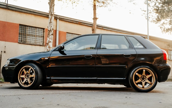 Audi A3 cena 9500 przebieg: 320000, rok produkcji 2001 z Łobżenica małe 781